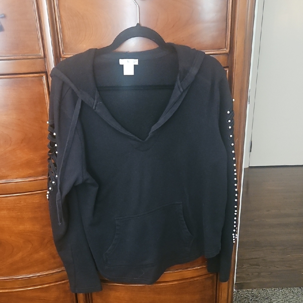 VENUS Black Knit Top